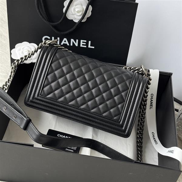 2026127214239877 700